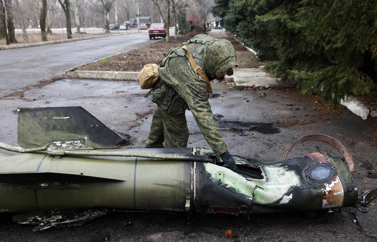 Misil balístico de corto alcance Tochka-U perdido en la terminal petrolera de Donetsk