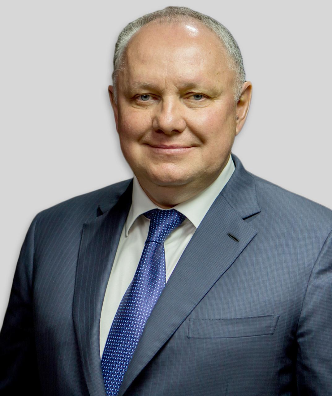 Alexander Mijeev, propietario de Lady Anastasia, trabaja para el proveedor de armas ruso Rostec
