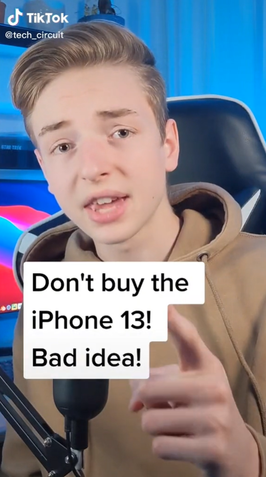 La estrella de TikTok compartió su opinión sobre por qué deberías pensarlo dos veces antes de comprar un iPhone 13