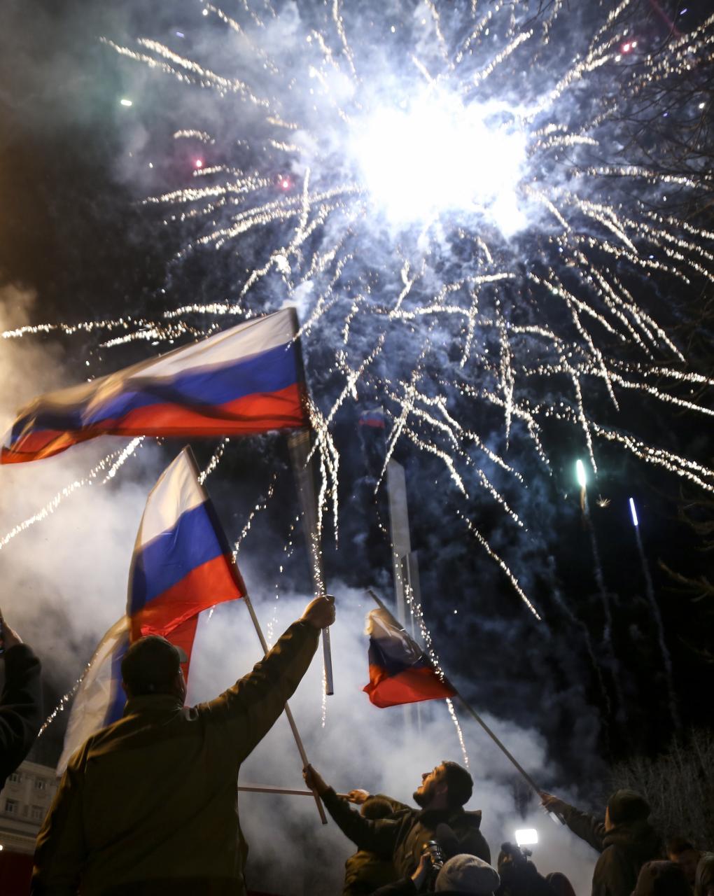 Se dispararon fuegos artificiales en el llamado  República Popular de Donetsk