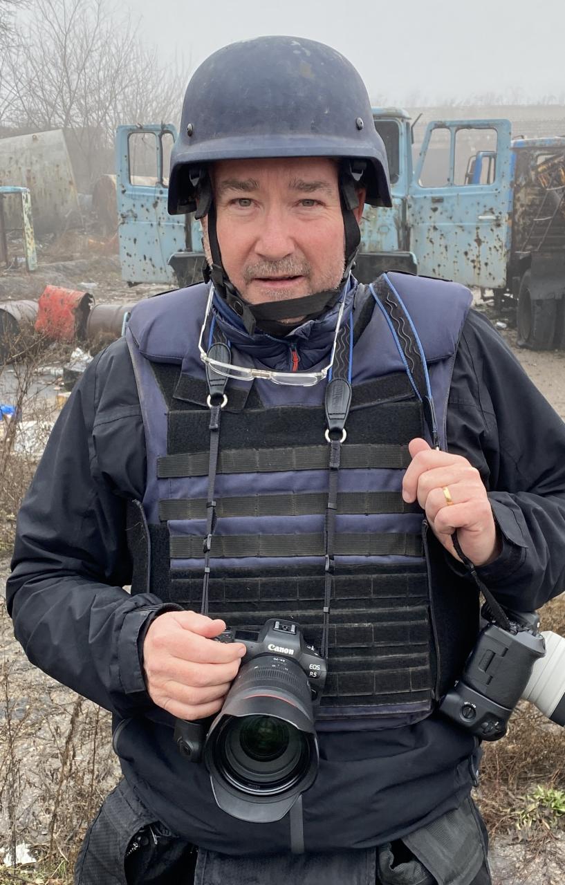 Doug Seeburg ha capturado escenas humanas en zonas de guerra desgarradoras desde Bosnia hasta Afganistán.