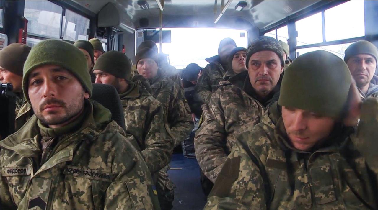 Los rusos compartieron fotos de los guardias fronterizos ucranianos en cautiverio