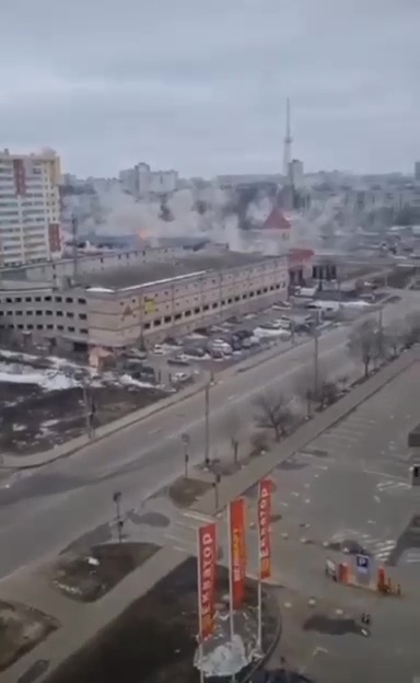 Kharkiv ucraniano fue atacado con misiles y artillería