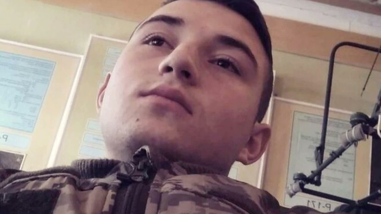 Vitaliy Sapyło, de 21 años, murió mientras defendía a su país en la Batalla de Kiev