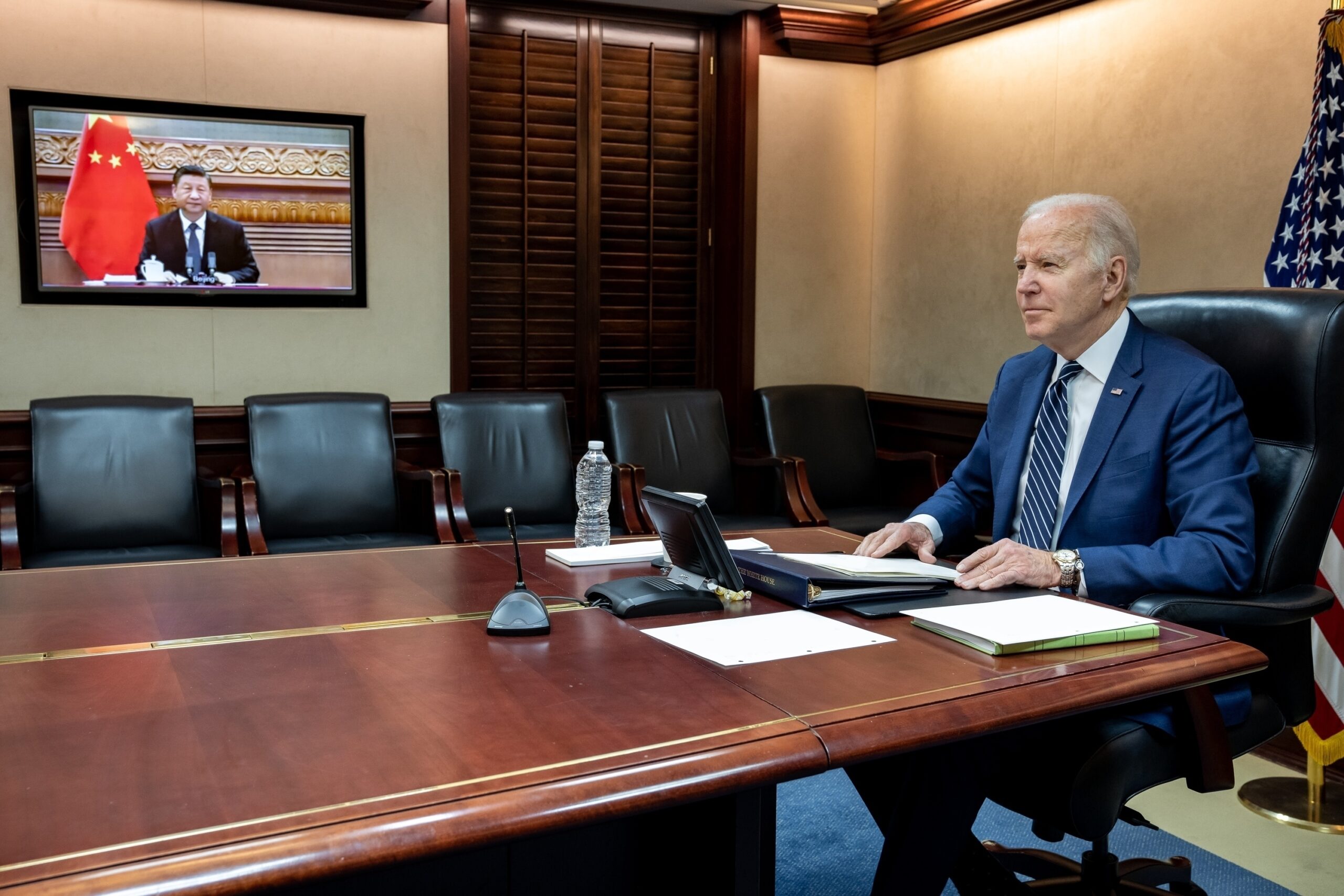 Joe Biden tuvo una videollamada de dos horas con el presidente chino Xi Jinping