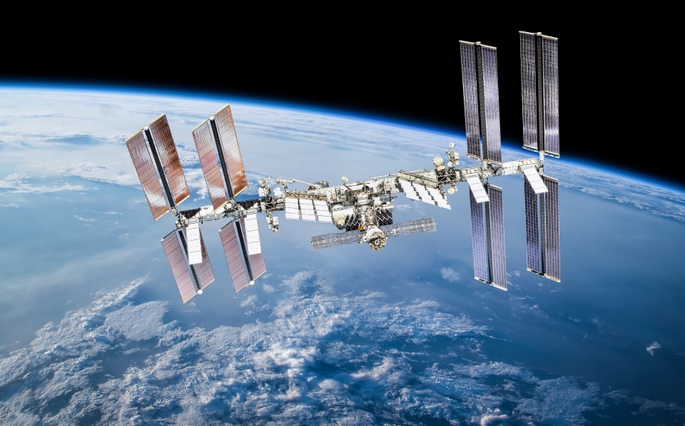 El jefe espacial ruso ha amenazado con dejar caer la ISS a EE. UU. o Europa