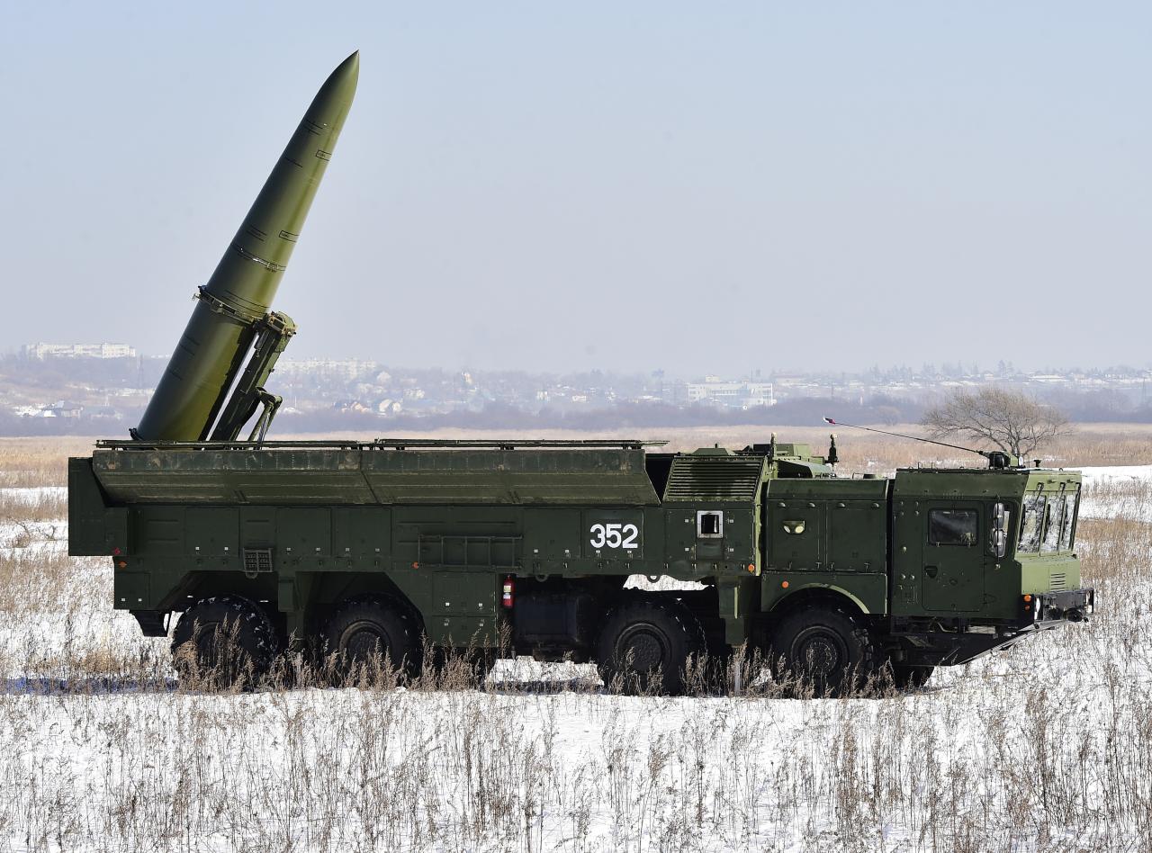 Los sistemas de misiles Iskander están en progreso cerca de Ucrania