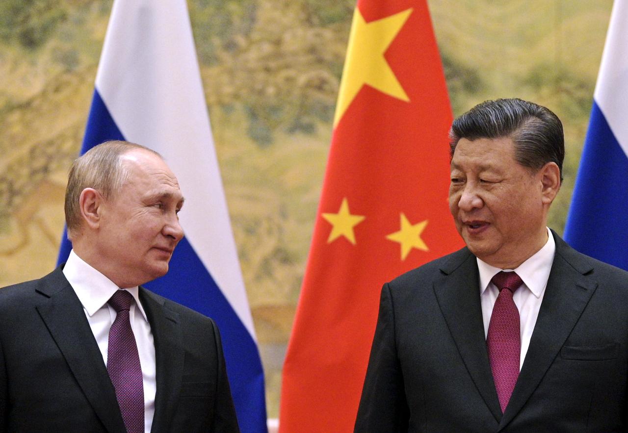 China puede enviar ayuda militar a Rusia para invadir Ucrania, advierte EE.UU.