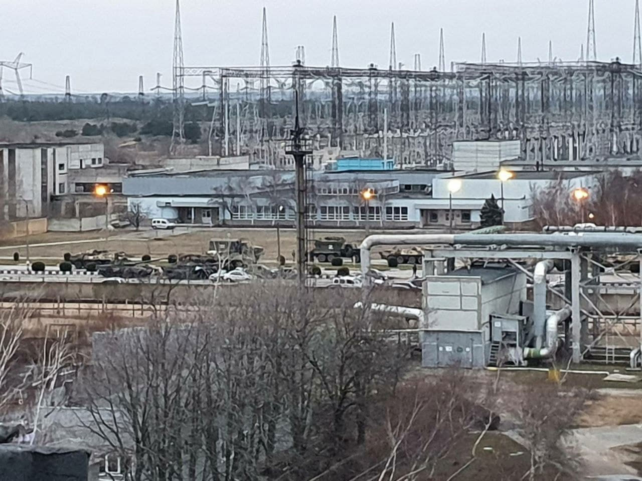 Tanques rusos en el lugar de feroces combates en la ciudad de Zaporizhia
