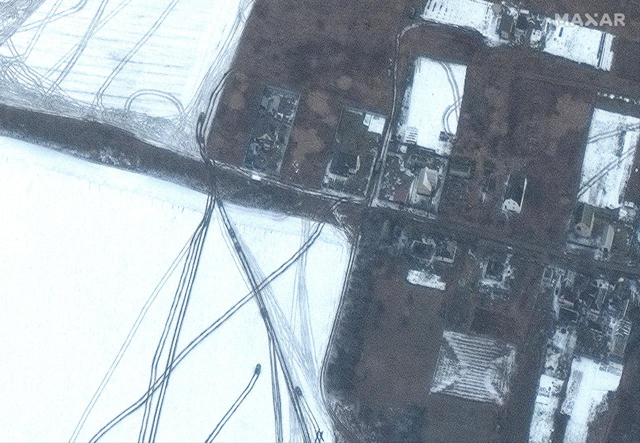 Un convoy militar ruso sigue atrapado cerca de Kiev