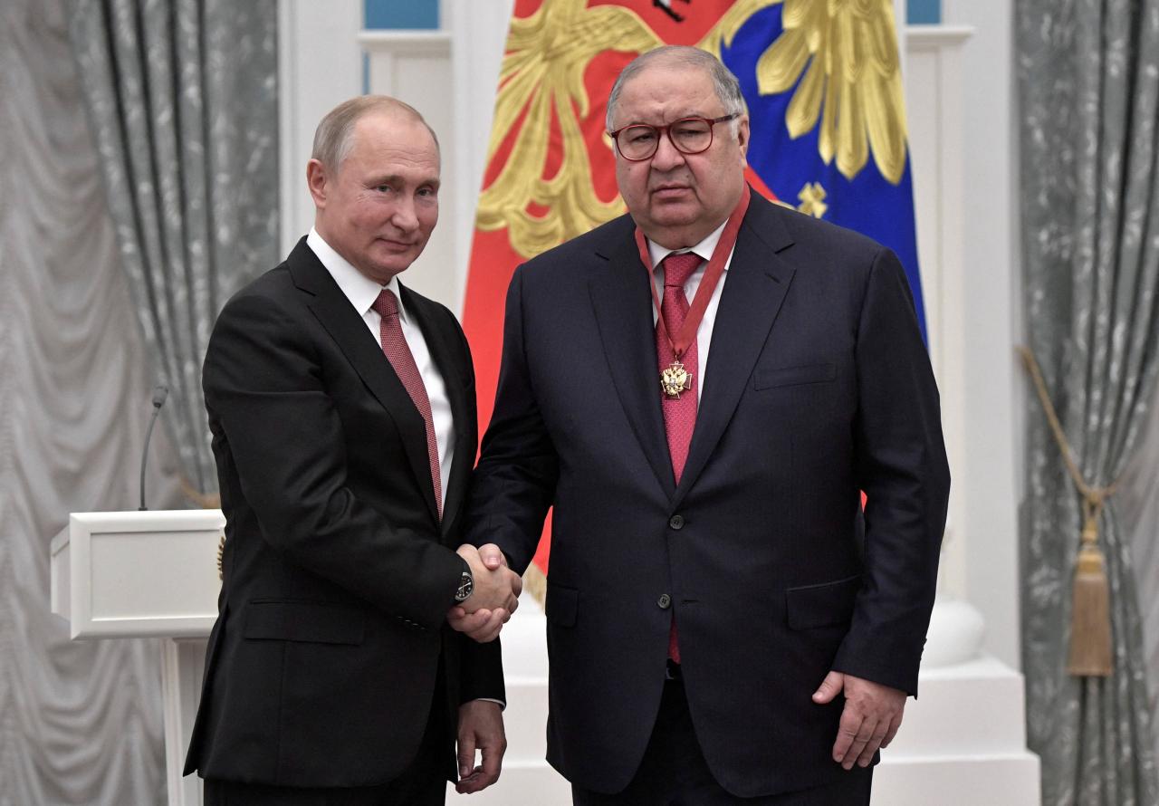 Usmanov con el presidente de Rusia en 2018