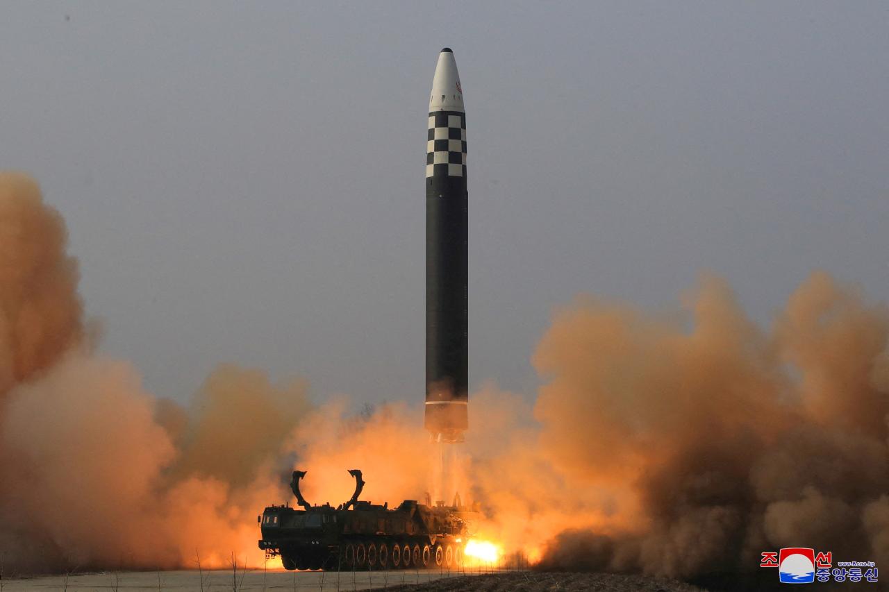 Analistas surcoreanos y estadounidenses creen que el tirano pudo haber fingido el lanzamiento del Hwasong-17