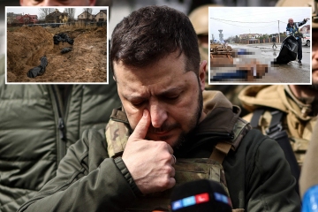 El presidente Zelensky lucha contra las lágrimas mientras investiga la ciudad después de la invasión de Rusia.