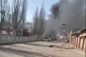 Treinta muertos y 100 heridos tras el impacto de un cohete ruso en una estación en Ucrania