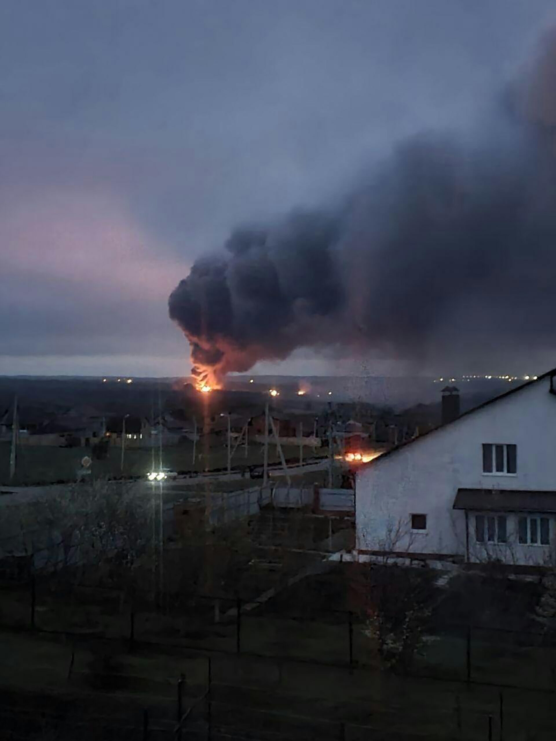 Se escucharon varias explosiones en Belgorod en la madrugada del 27 de abril.