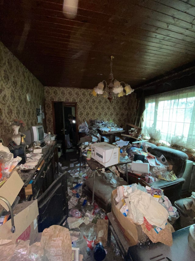 Un usuario de Reddit expuso una casa de terror llena de basura