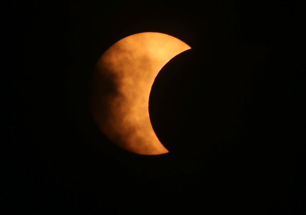Eclipse parcial, aunque no todo el mundo estará en el lugar adecuado para verlo