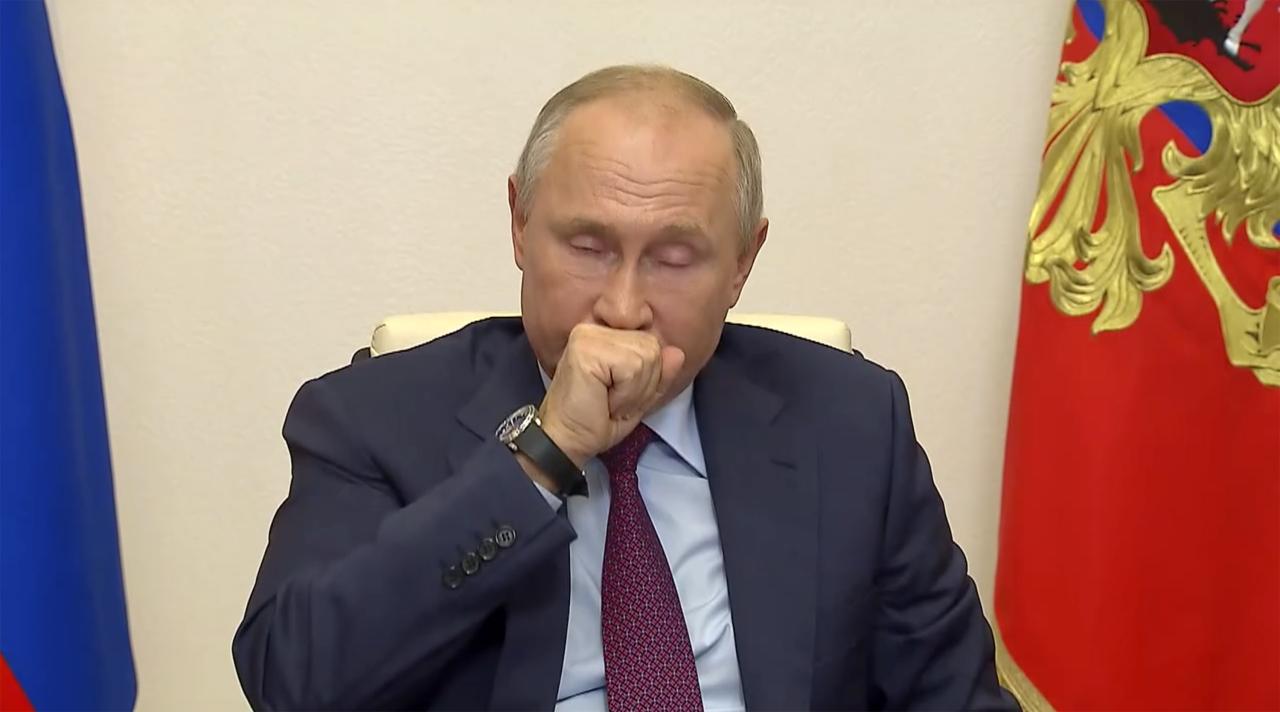 Putin sufrió un ataque de tos durante una reunión televisiva
