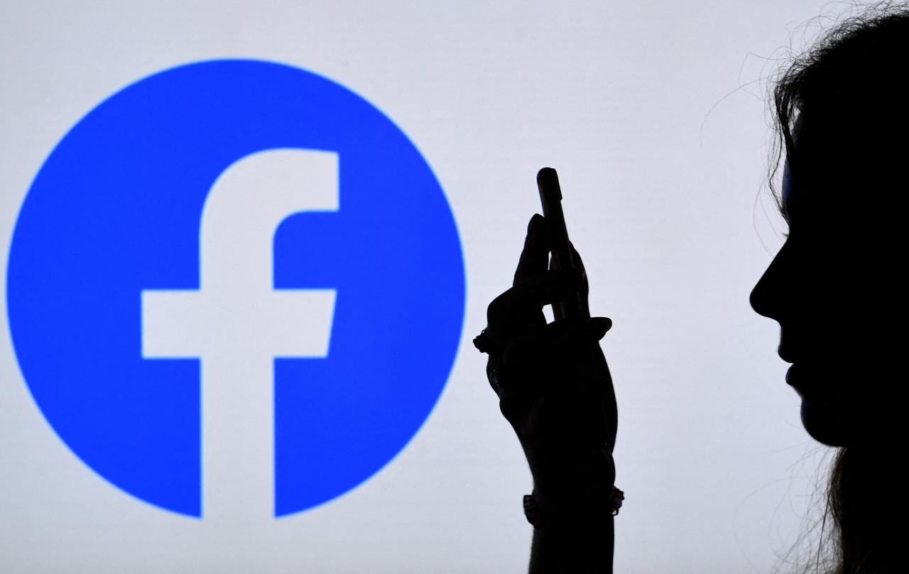 Un error de Facebook llevó a la plataforma a mostrar por error más contenido dañino para los usuarios
