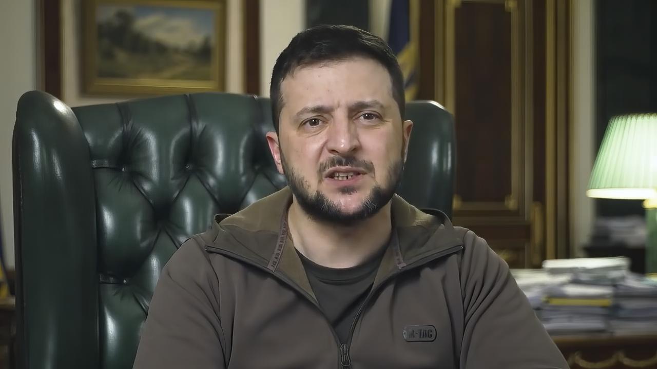Zelenskiy advirtió que las conversaciones de paz terminarían si los soldados en Mariupol fueran aniquilados