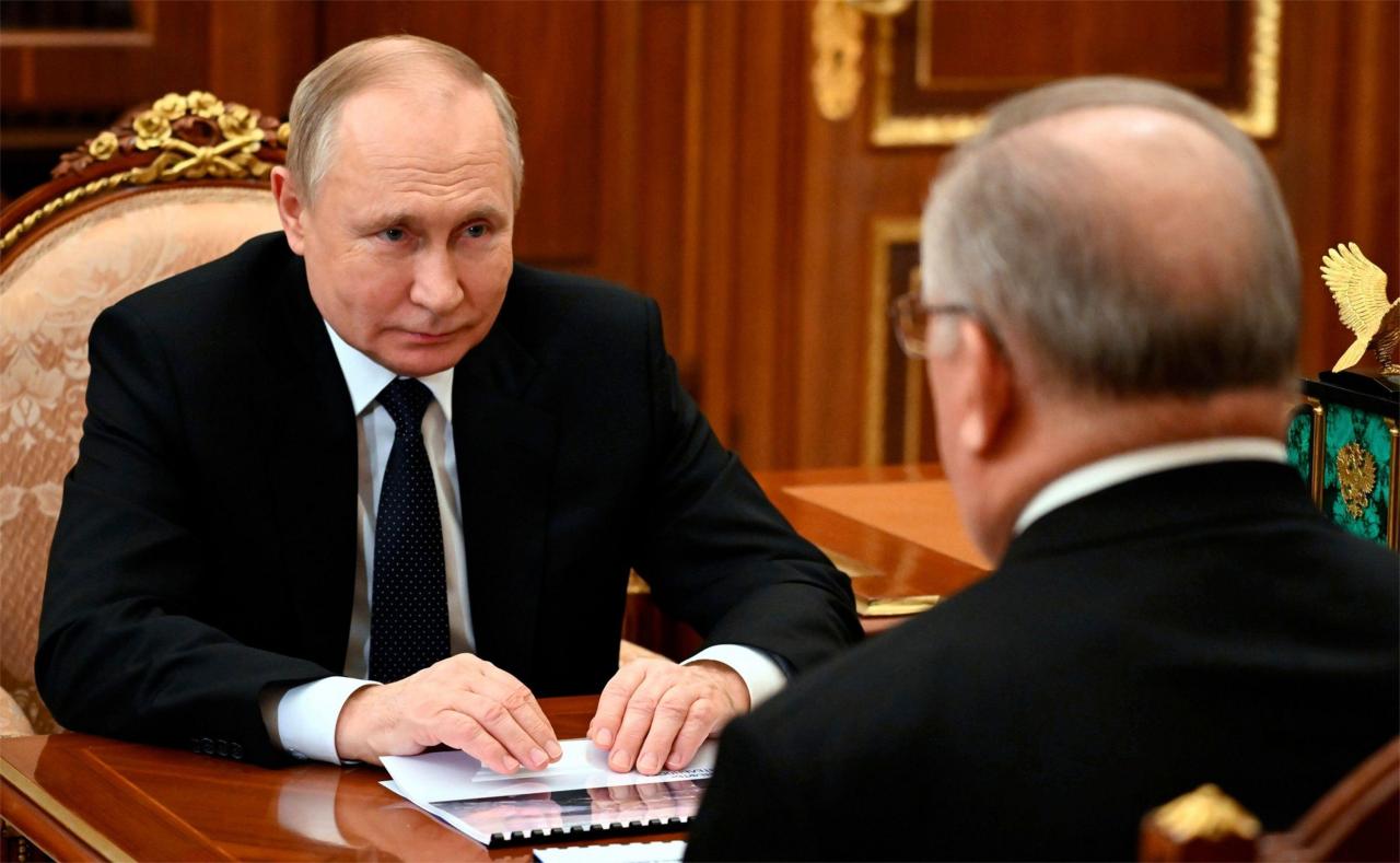 Vladimir Putin calificó su campaña en Mariupol de 