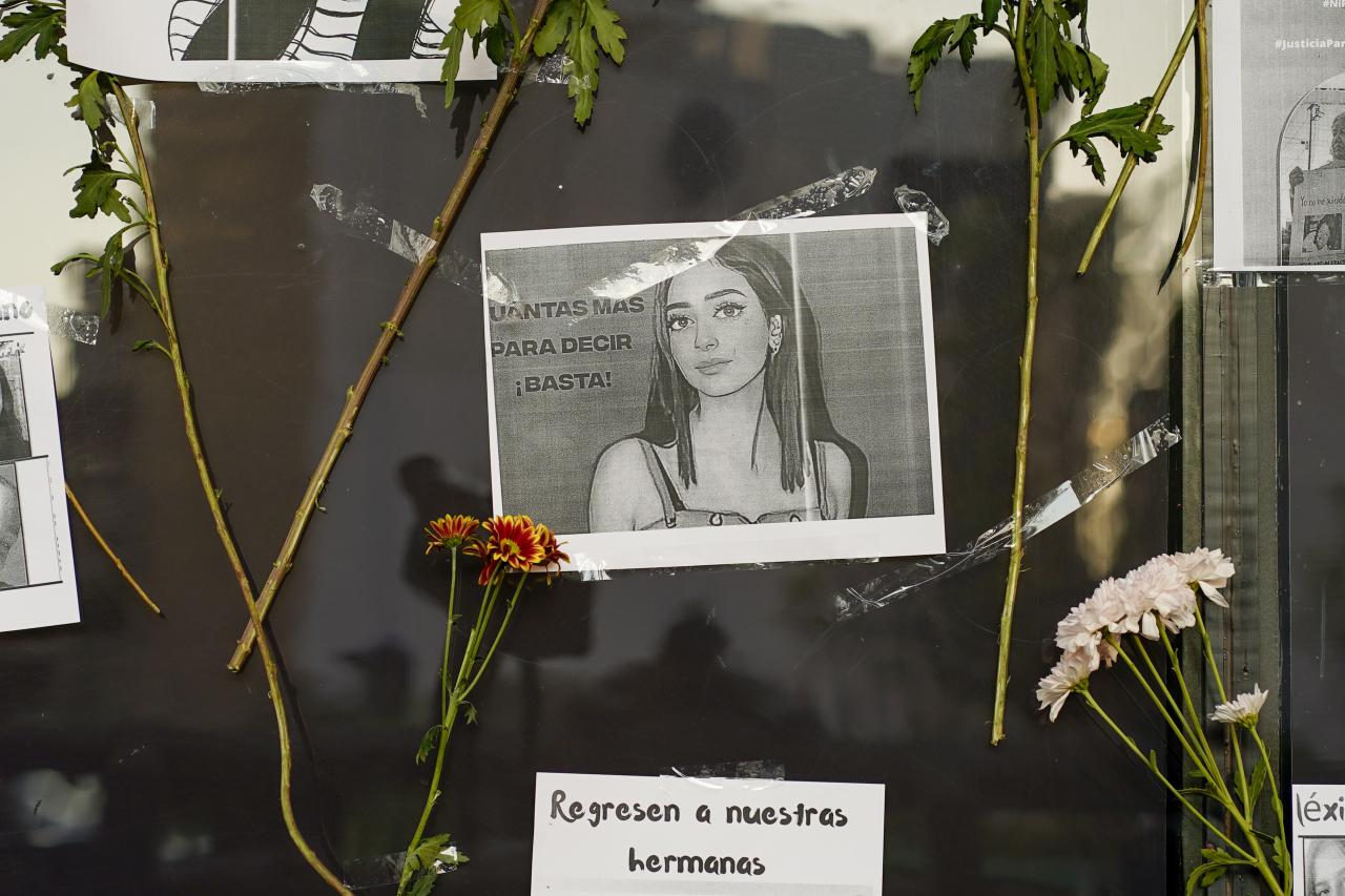 Siete mujeres son asesinadas en México cada día