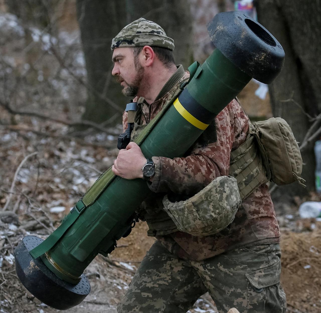 La OTAN suministra a Ucrania armas como el lanzacohetes Javelin