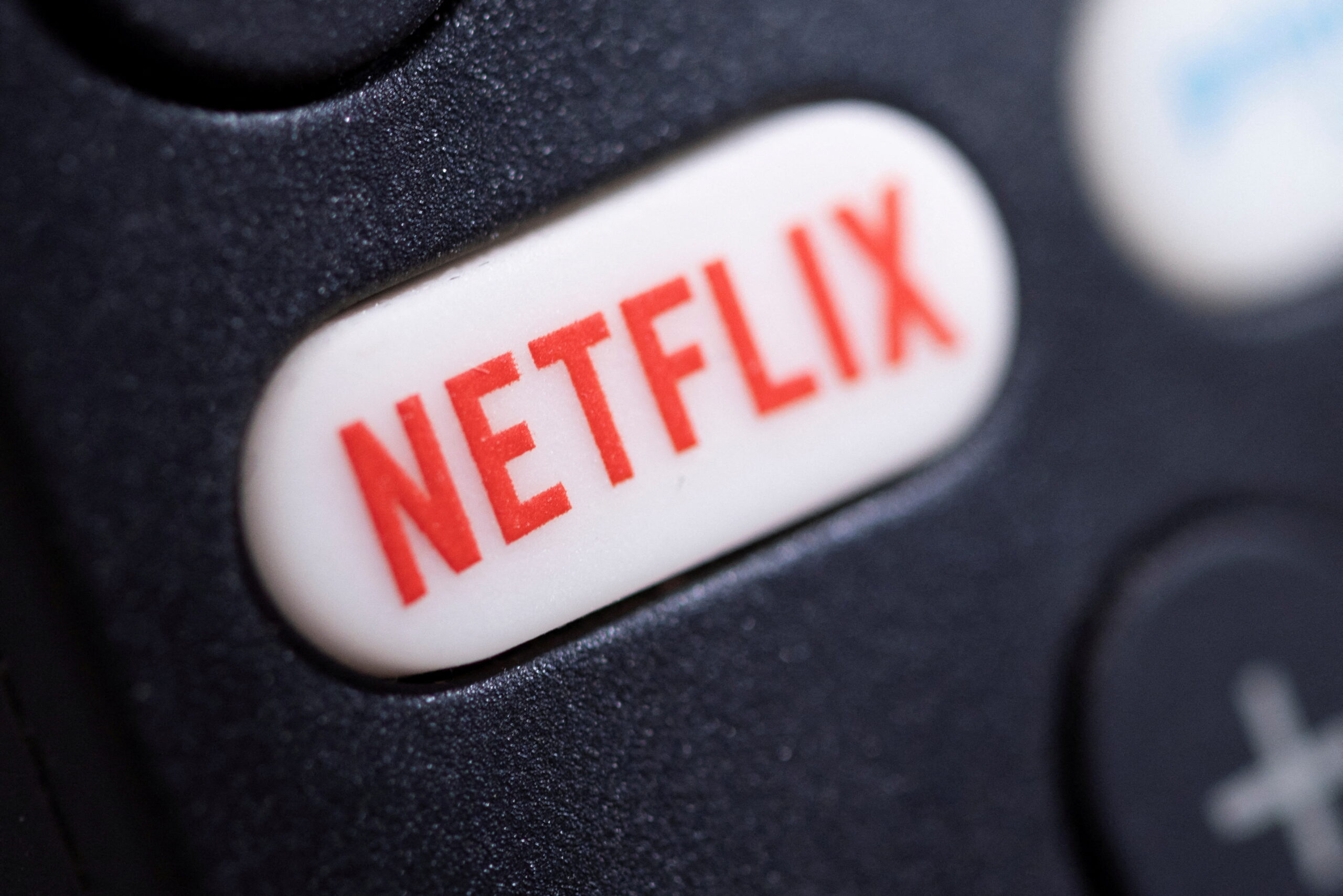 Netflix dijo que comenzará a cobrar a los usuarios que compartan su contraseña
