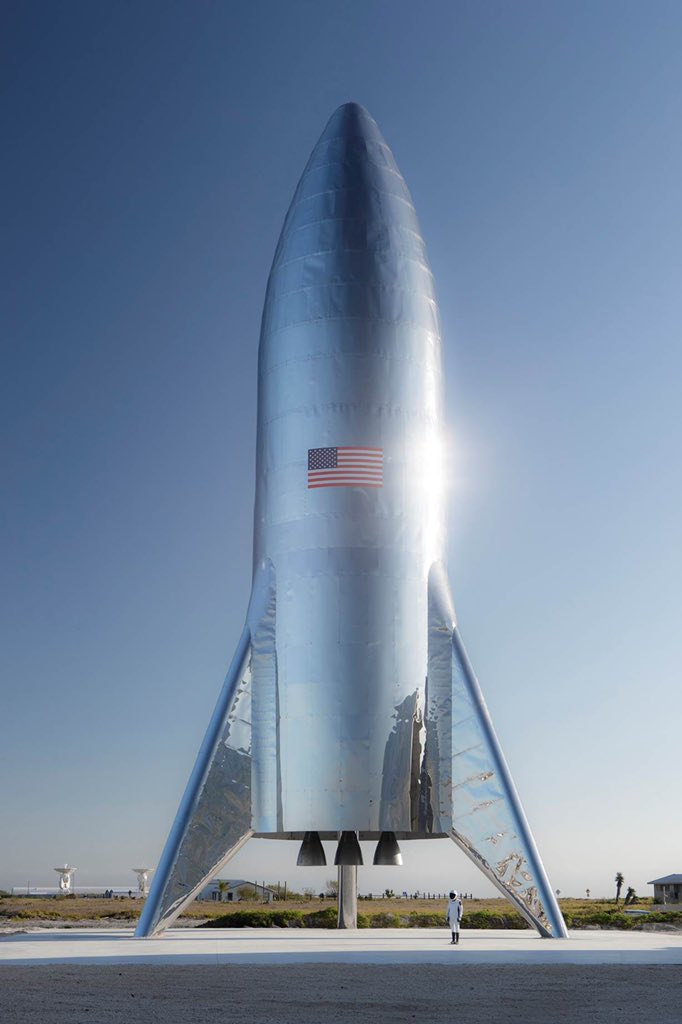Prototipo de cohete Starship en lanzamiento en los Estados Unidos