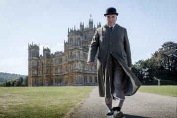 Los fanáticos de Downton Abbey estarán encantados cuando Highclere Castle regrese con el nuevo espectáculo