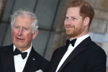 Harry le ofrece a Charles una rama de olivo después de la discusión de Megxit con una noticia reveladora