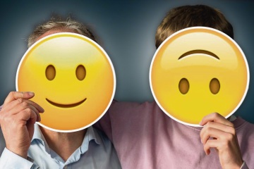 Teen SMS Expert revela lo que realmente significan los emoticonos más populares