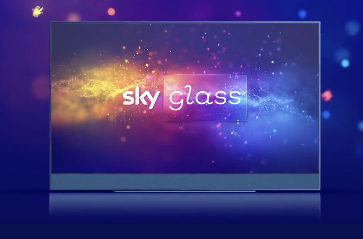 Sky Glass está disponible en tres tamaños y es un complemento atractivo para cualquier hogar.