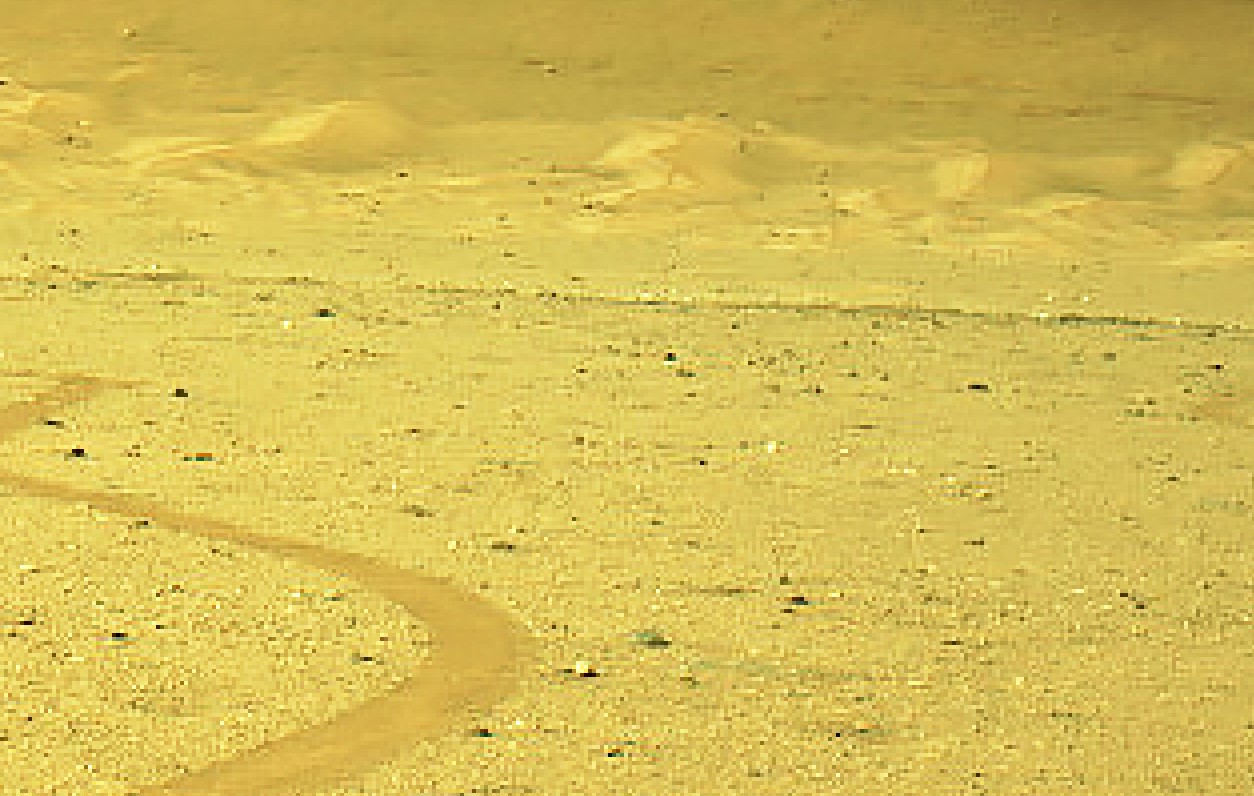 Una sorprendente imagen de la NASA invitaba a los usuarios a intentar detectar el pequeño helicóptero marciano de la agencia espacial